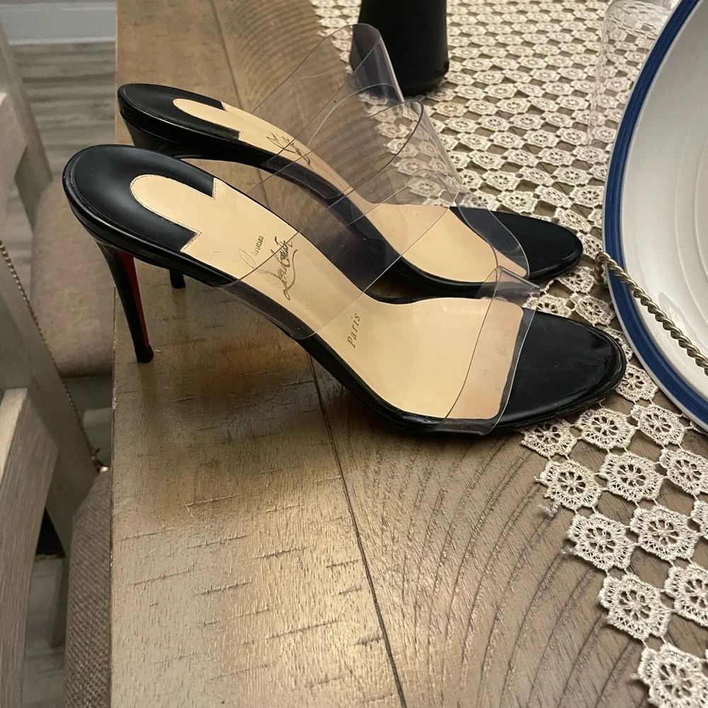 Christian Louboutin Black and Cream Heels with Slingback Design - Picture 3 of 7
